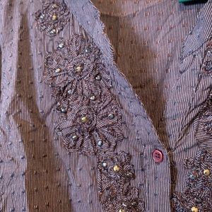 Beautiful detail blouse
